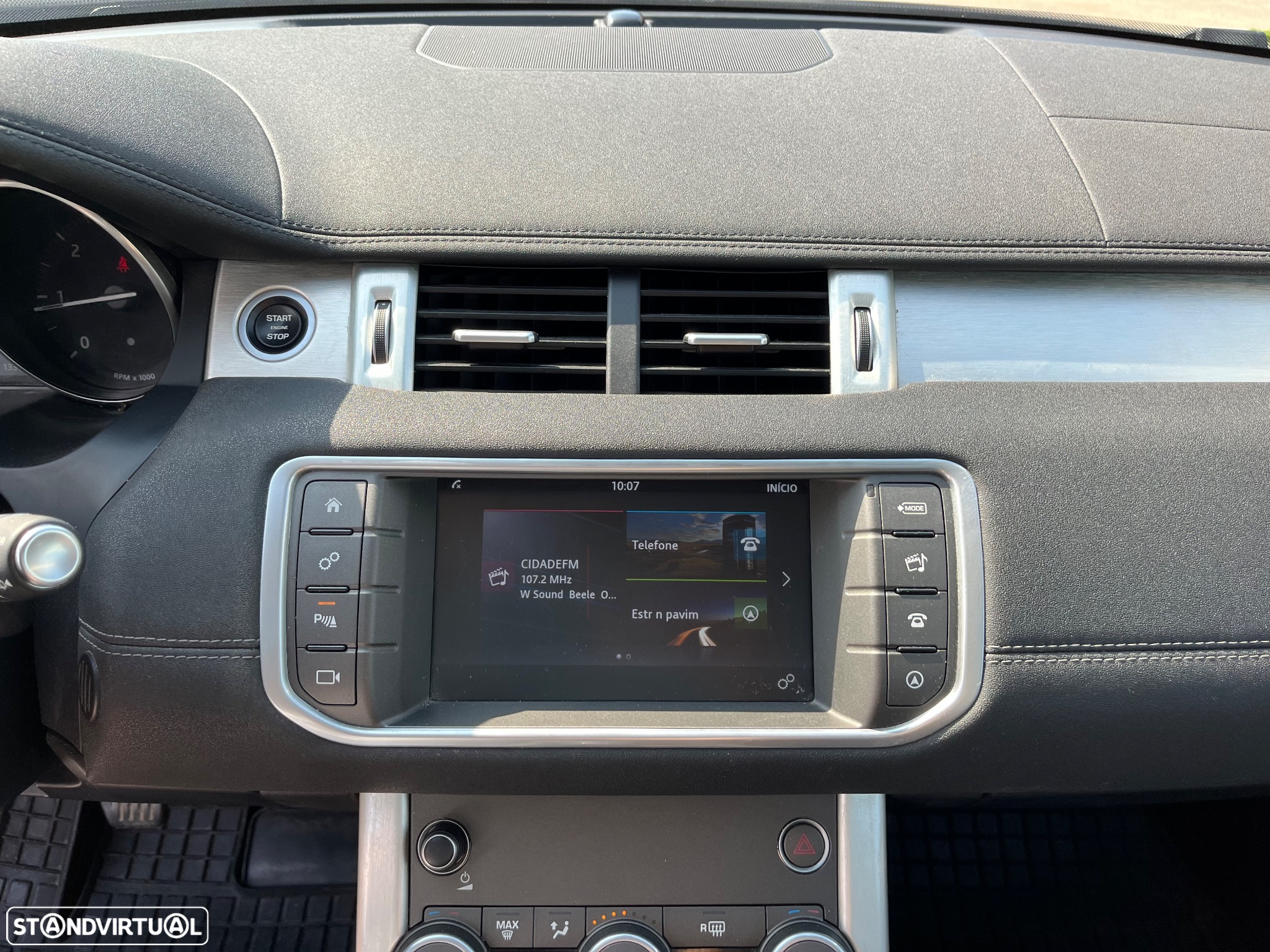 Land Rover Range Rover Evoque 2.0 TD4 SE Dynamic - 32