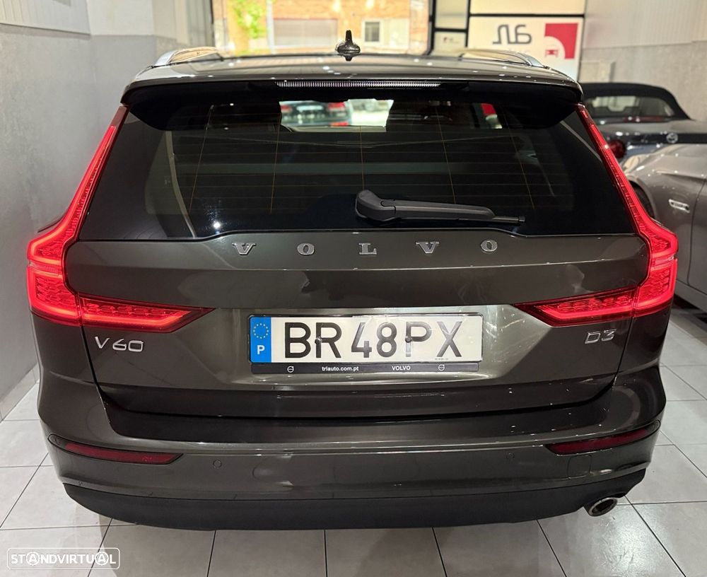 Volvo V60 D3 Momentum Pro - 8