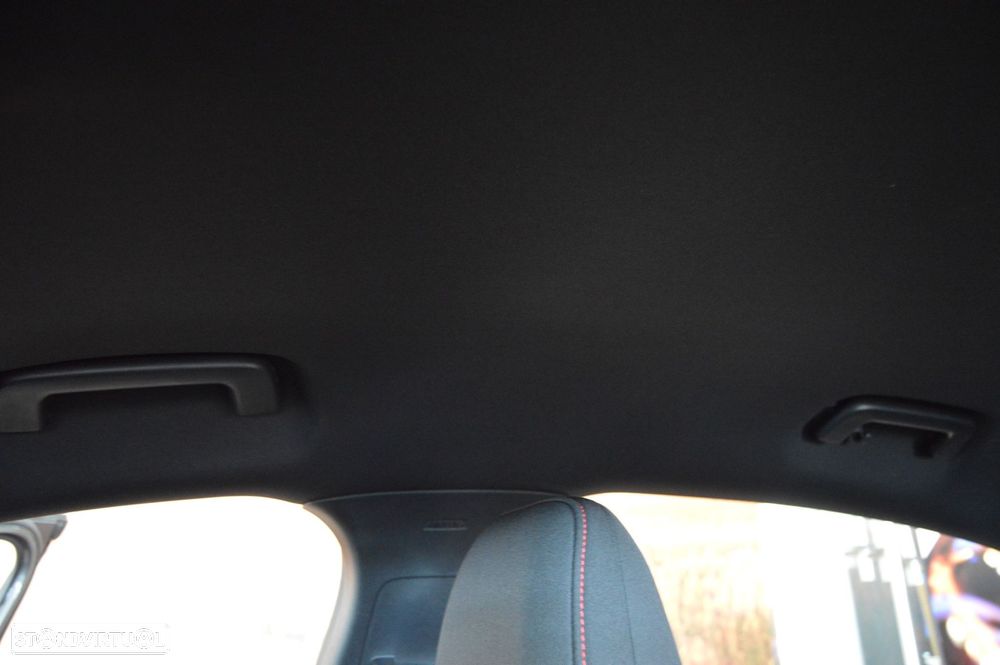 Ford Focus 1.5 TDCi ECOBlue ST-Line - 25