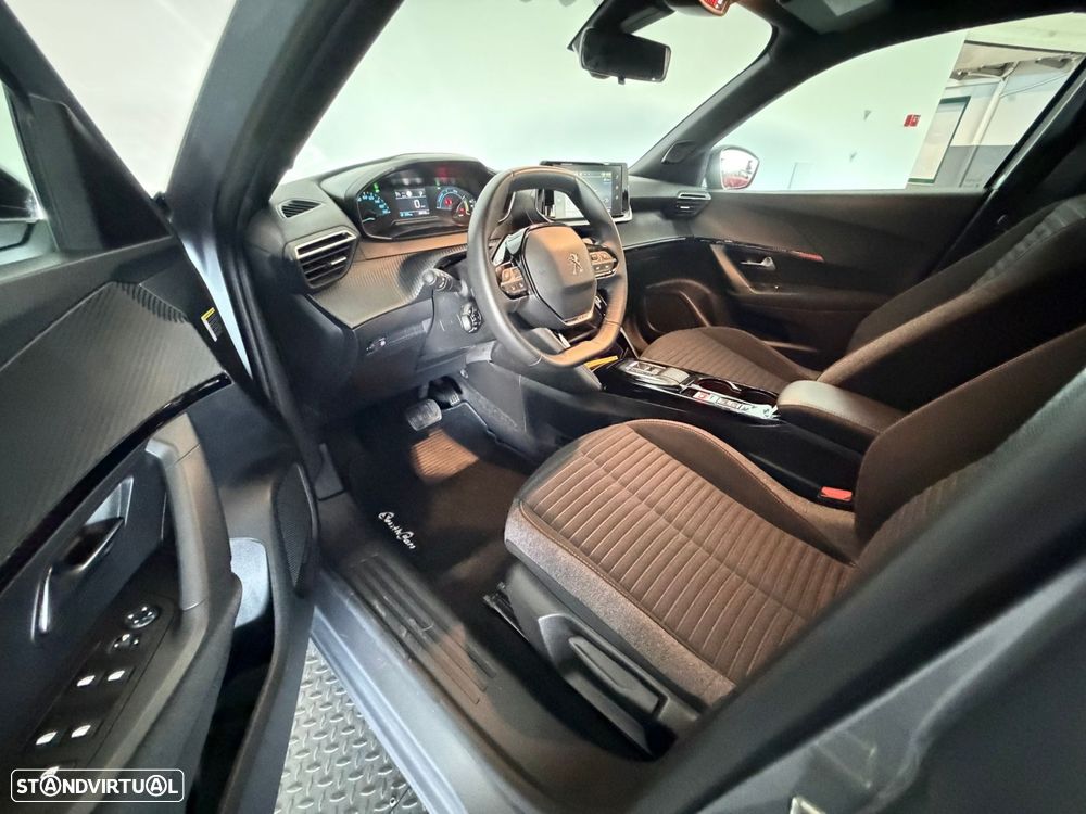 Peugeot e-2008 50 kWh Active Pack - 12