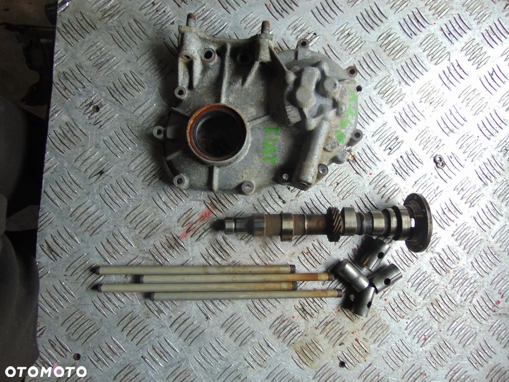 Wałek rozrządu obudowa rozrządu fiat 126 p 650cc - 1