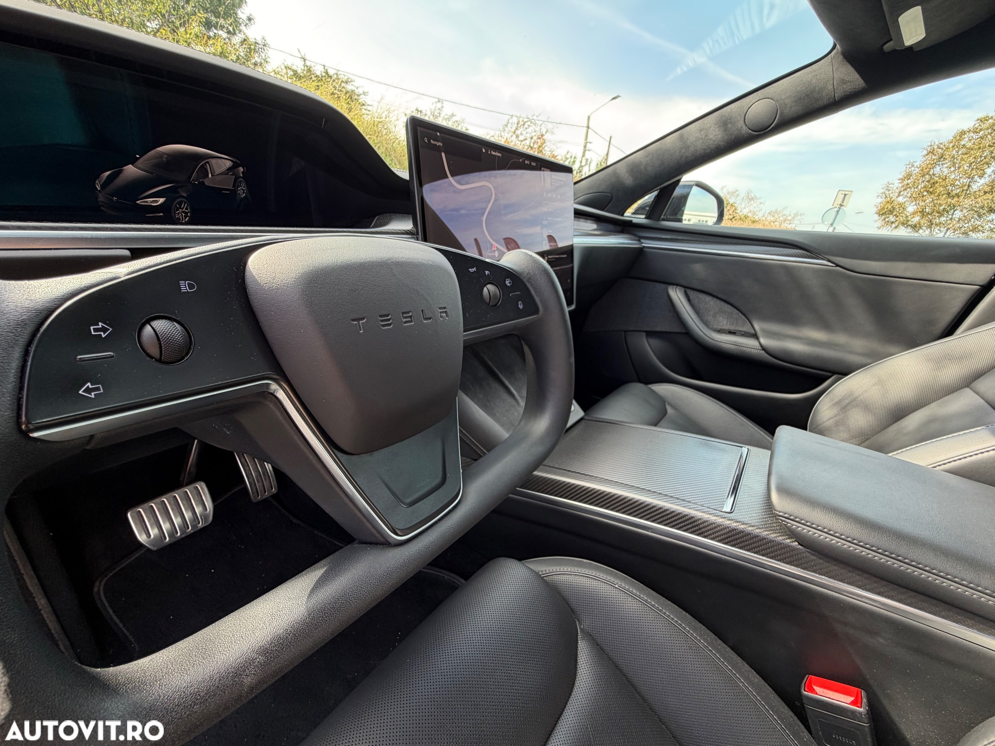 Tesla Model S Plaid - 18