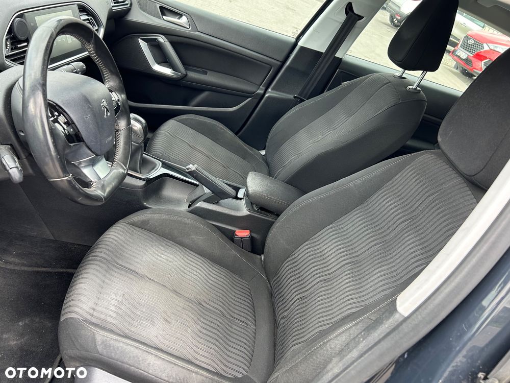 Peugeot 308 - 21