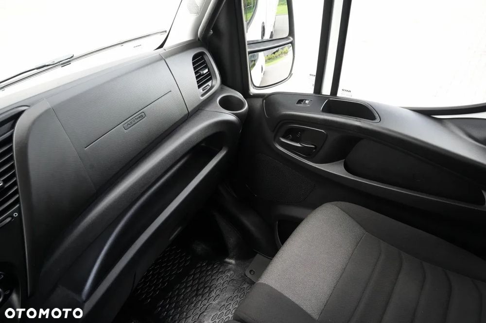 Iveco DAILY 35-160 / 3.0 D / WYWROTKA / BLIŹNIAK / MANUAL / SPROWADZONY - 35