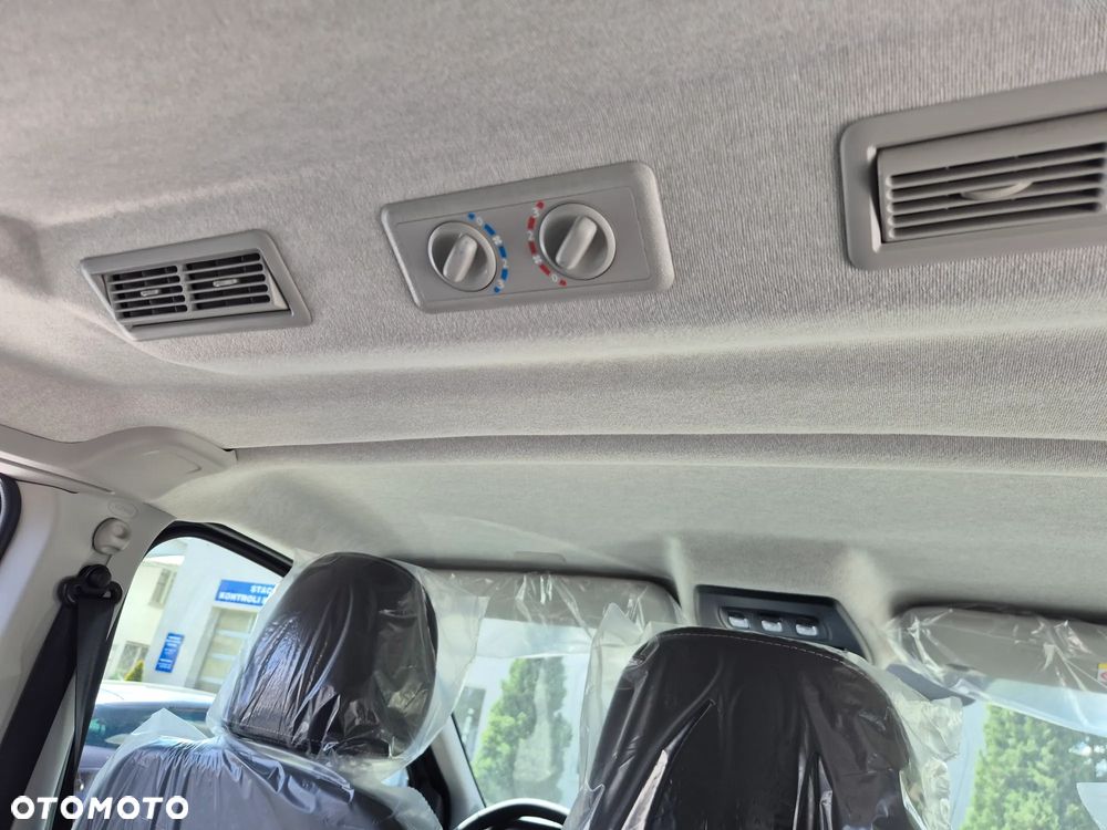 Nissan Primastar - 11