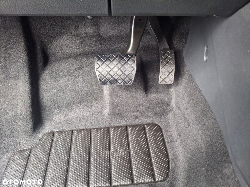 Volkswagen Caddy Cargo - 26