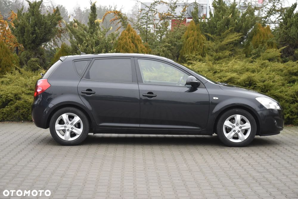 Kia Ceed 2.0 Optimum + - 33