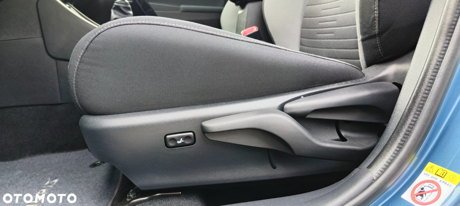 Toyota Auris 1.2 T GPF Prestige - 23