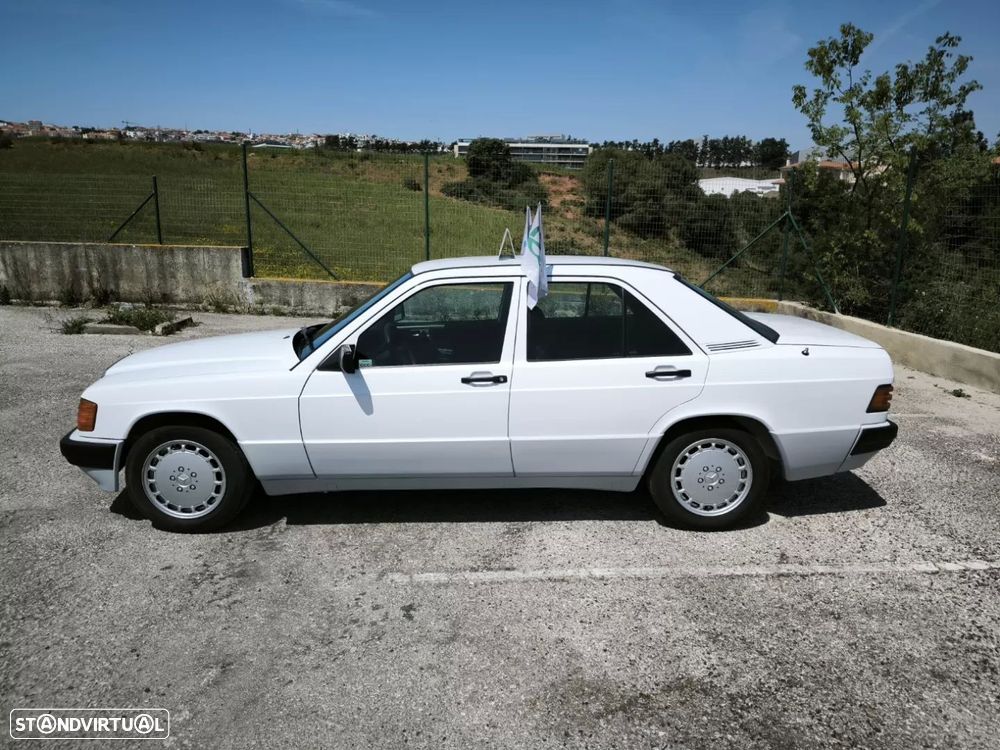 Mercedes-Benz W201 (1982-1993) 190 E 1.8 - 15
