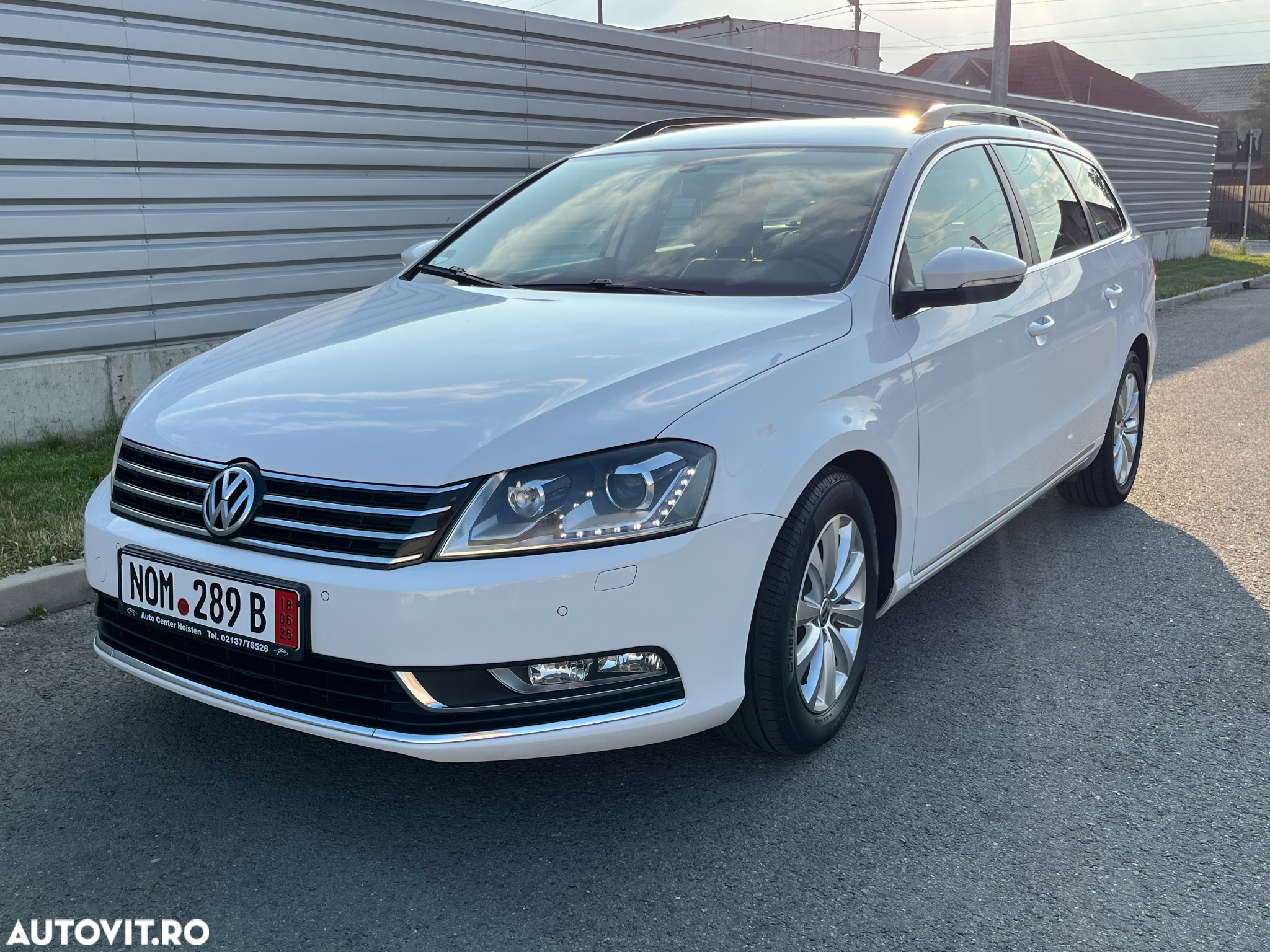 Volkswagen Passat Variant 2.0 TDI DPF DSG Individual - 2