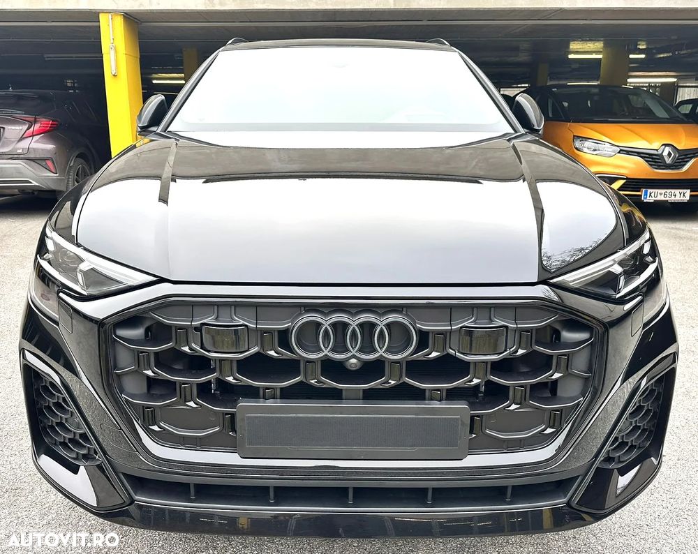 Audi Q8 - 6