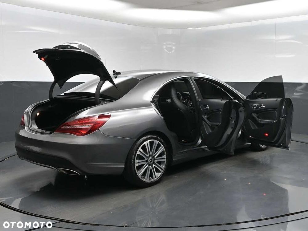 Mercedes-Benz CLA 250 4-Matic - 19