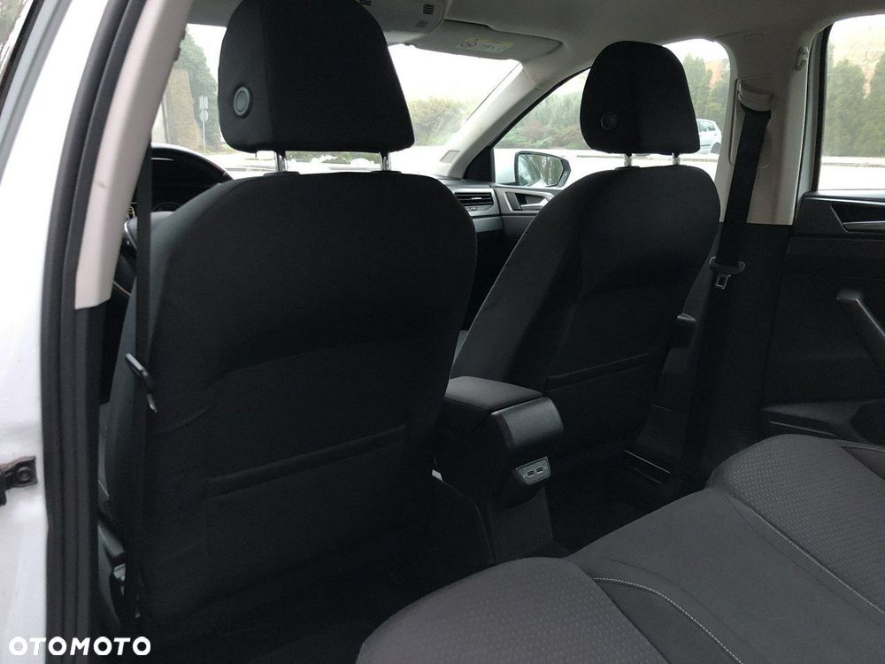 Volkswagen Polo - 14