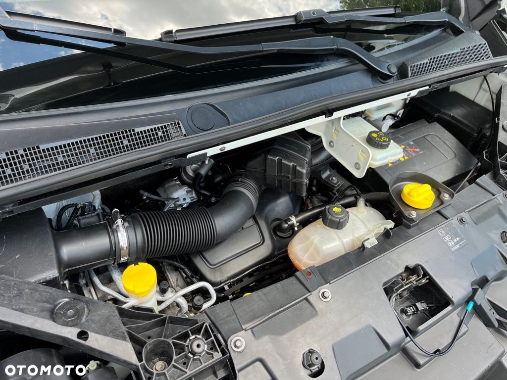 Renault Trafic - 17