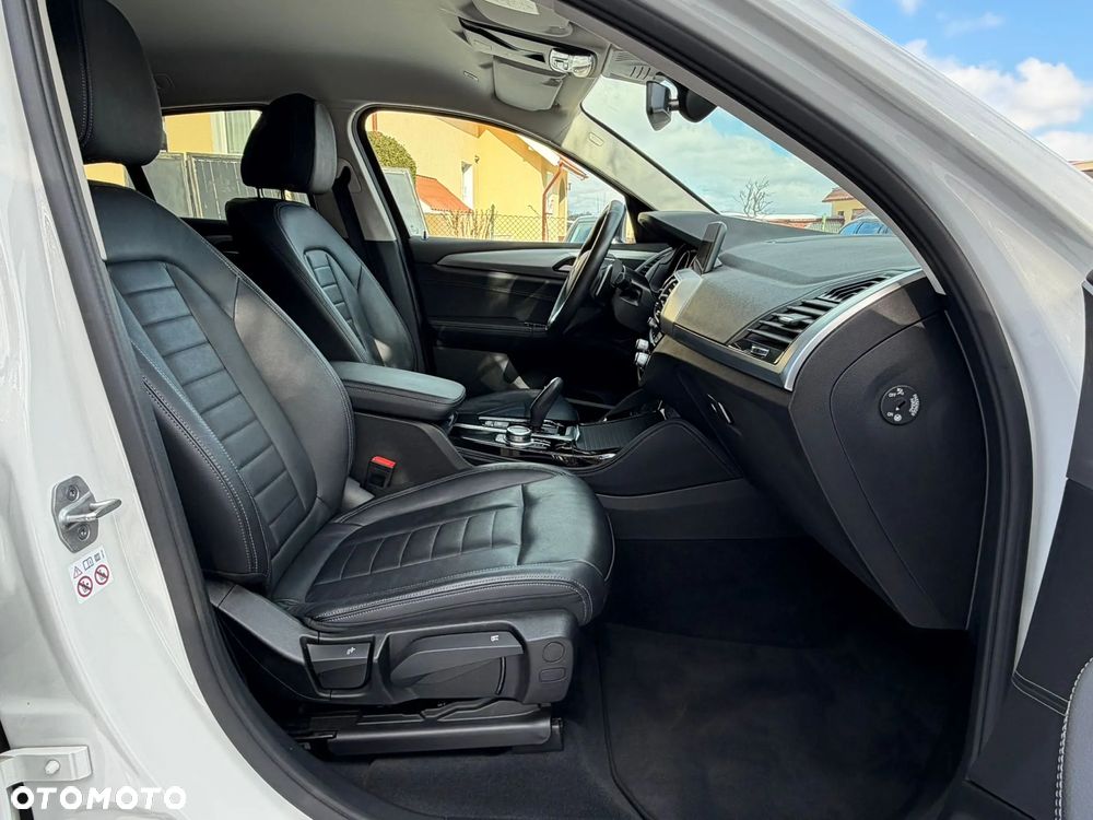 BMW X4 xDrive20d Advantage - 10