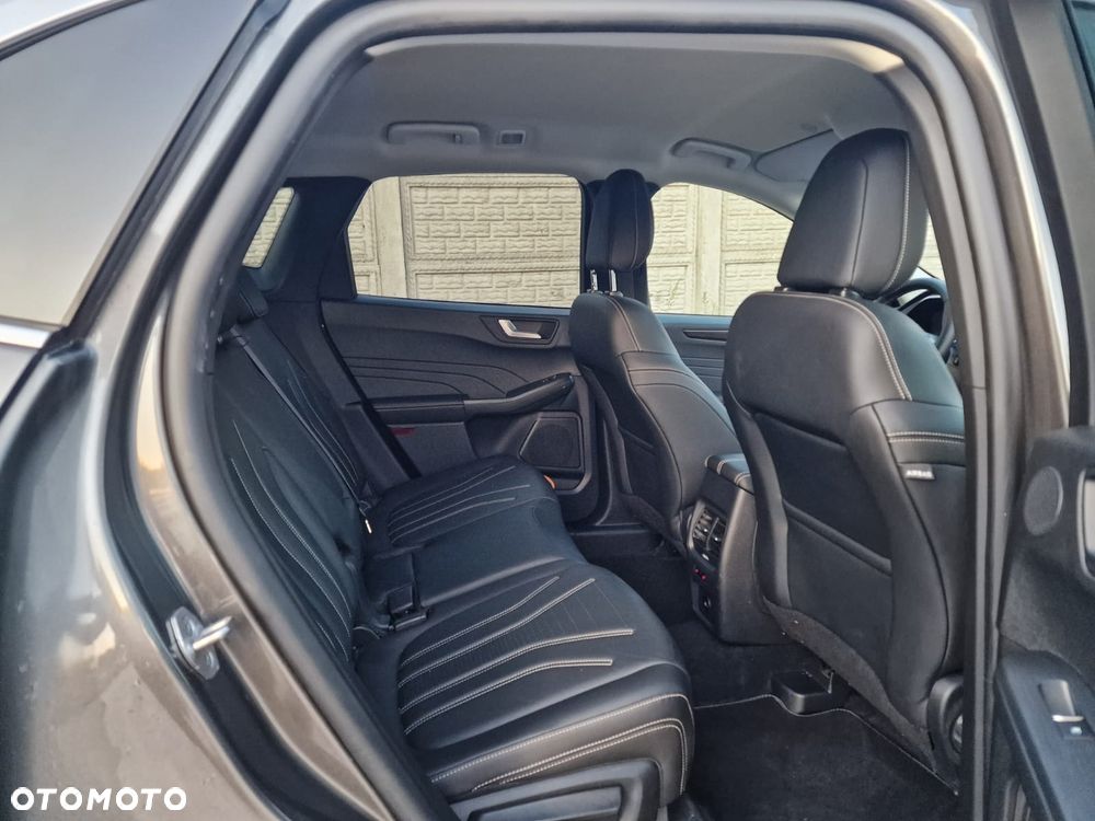 Ford Kuga - 17