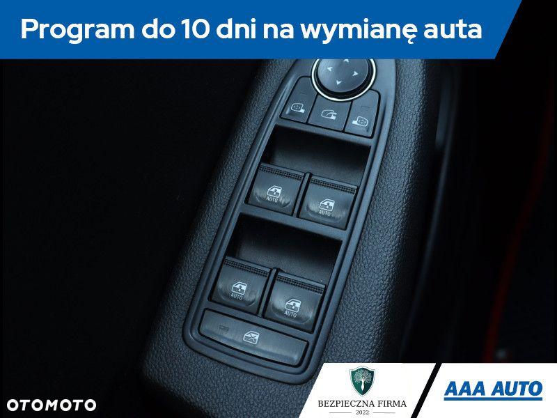 Renault Clio - 19