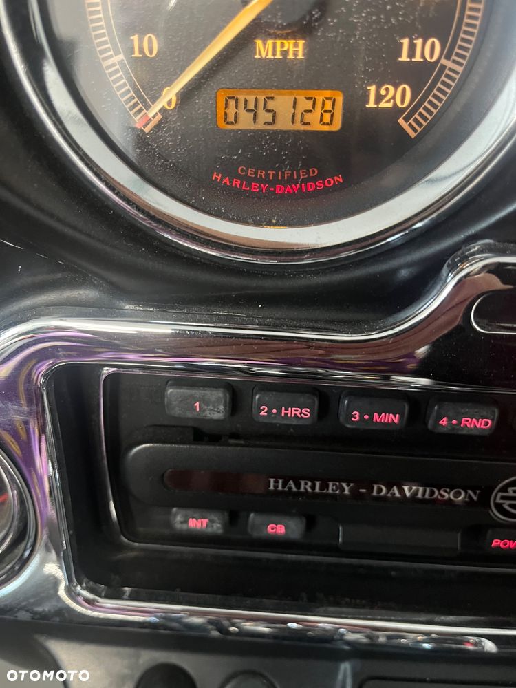 Harley-Davidson FLH Electra Glide - 11