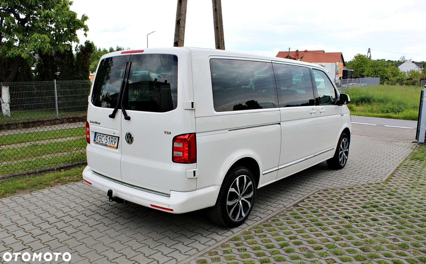 Volkswagen Caravelle - 5