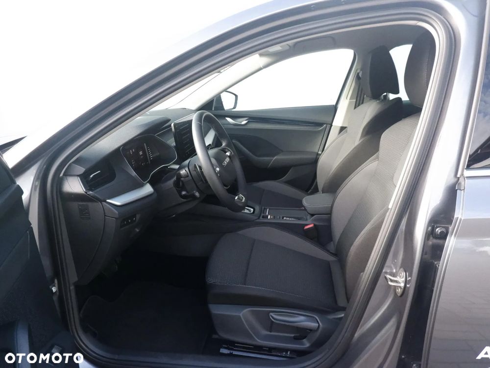 Skoda Octavia 1.5 TSI mHEV Selection DSG - 12