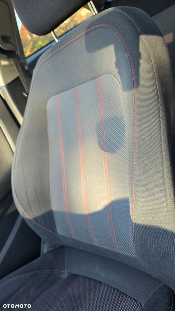 Opel Corsa 1.4 16V Color Edition - 10