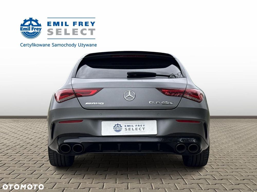 Mercedes-Benz CLA - 4