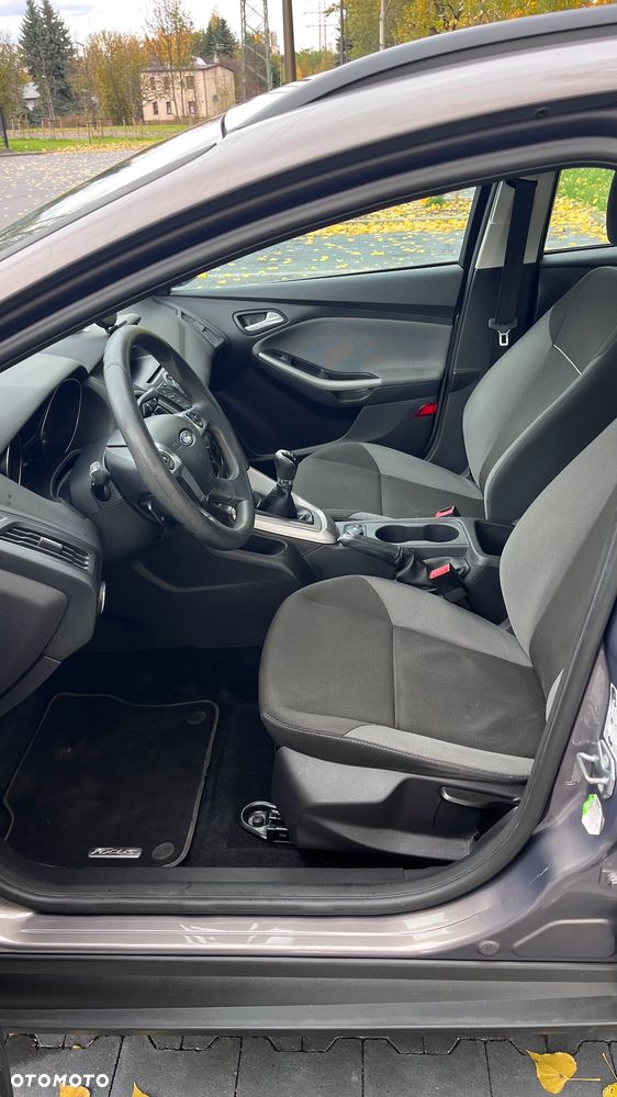 Ford Focus 1.6 Trend - 20