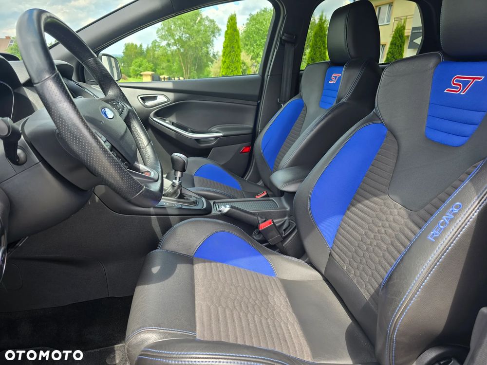 Ford Focus - 14