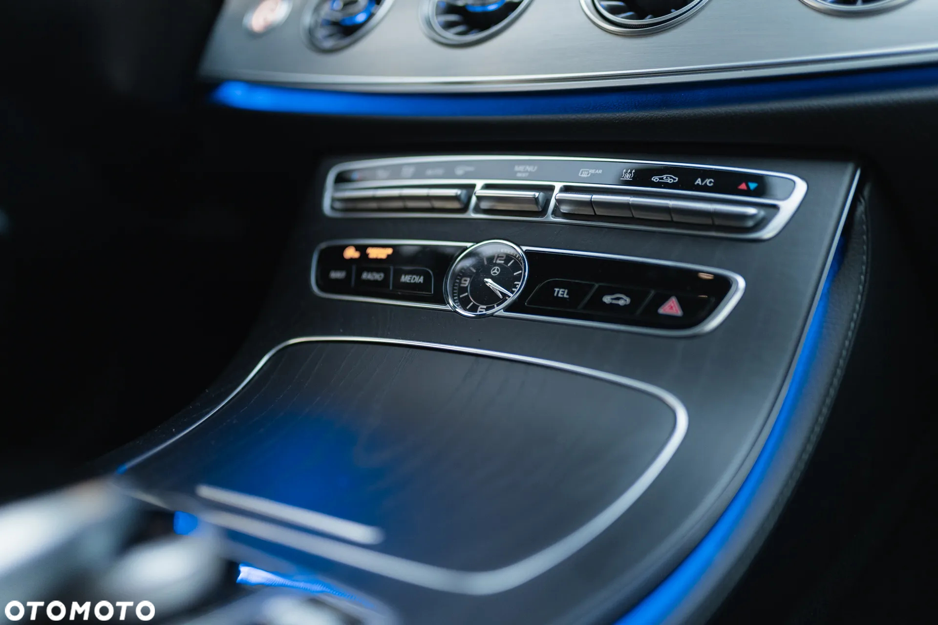 Mercedes-Benz Klasa E 350 Coupe 9G-TRONIC - 19
