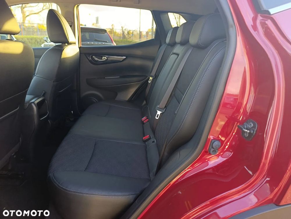 Nissan Qashqai 1.2 DIG-T Xtronic TEKNA - 21