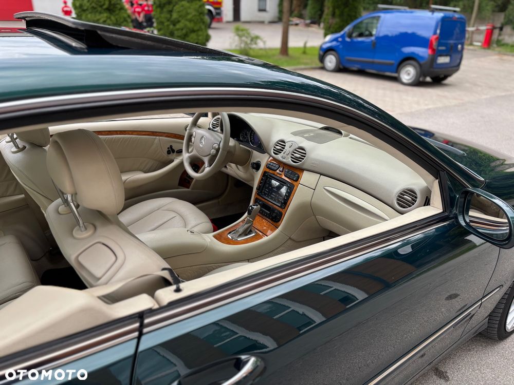 Mercedes-Benz CLK 320 Elegance - 24
