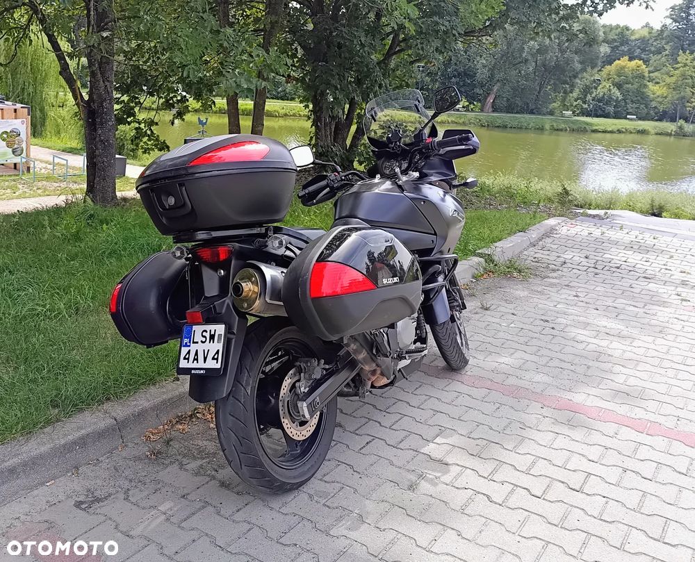 Suzuki V-STROM - 4