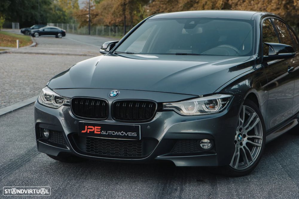 BMW 320 d Touring Aut. M Sport - 2