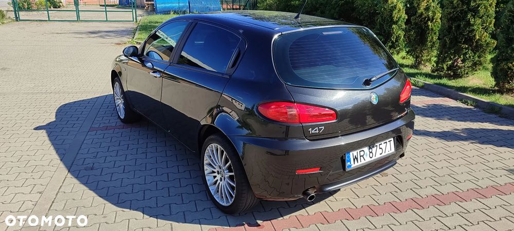 Alfa Romeo 147 1.6 Twin Spark ECO Shape - 4