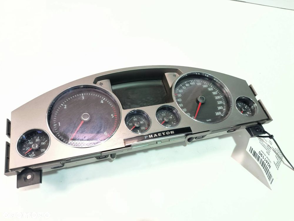 Licznik / Prędkościomierz 3D0920886C  Volkswagen, Phaeton 2011 3.0 TDI - 2