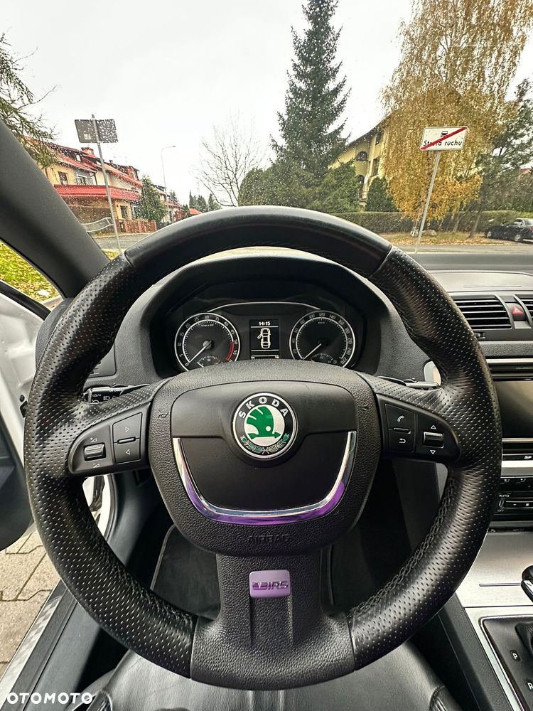 Skoda Octavia 2.0 TDI DPF DSG RS - 12