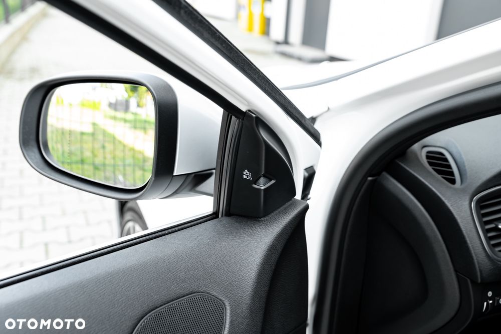 Volvo V40 D2 Geartronic RDesign - 20