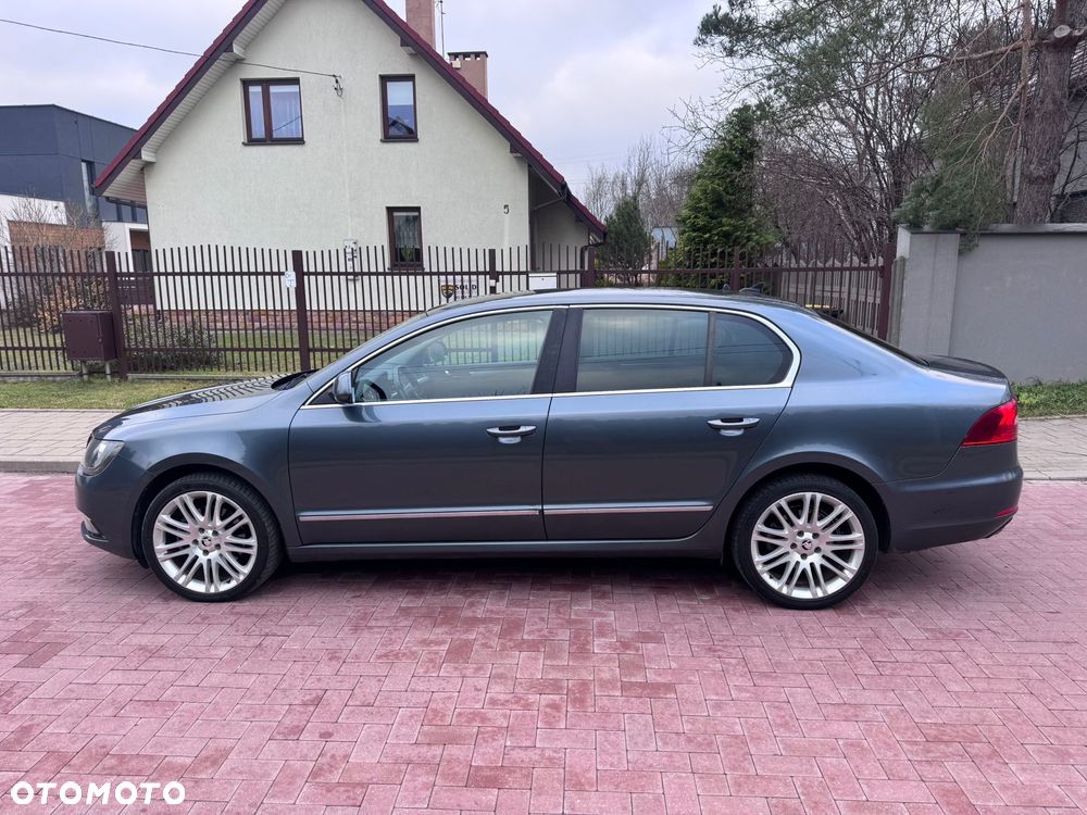 Skoda Superb 2.0 TDI Green tec Ambition - 5