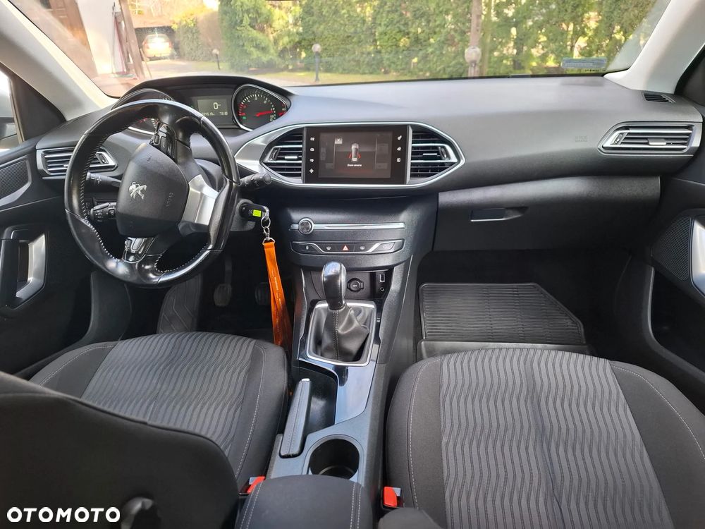 Peugeot 308 1.6 BlueHDi Active S&S - 11