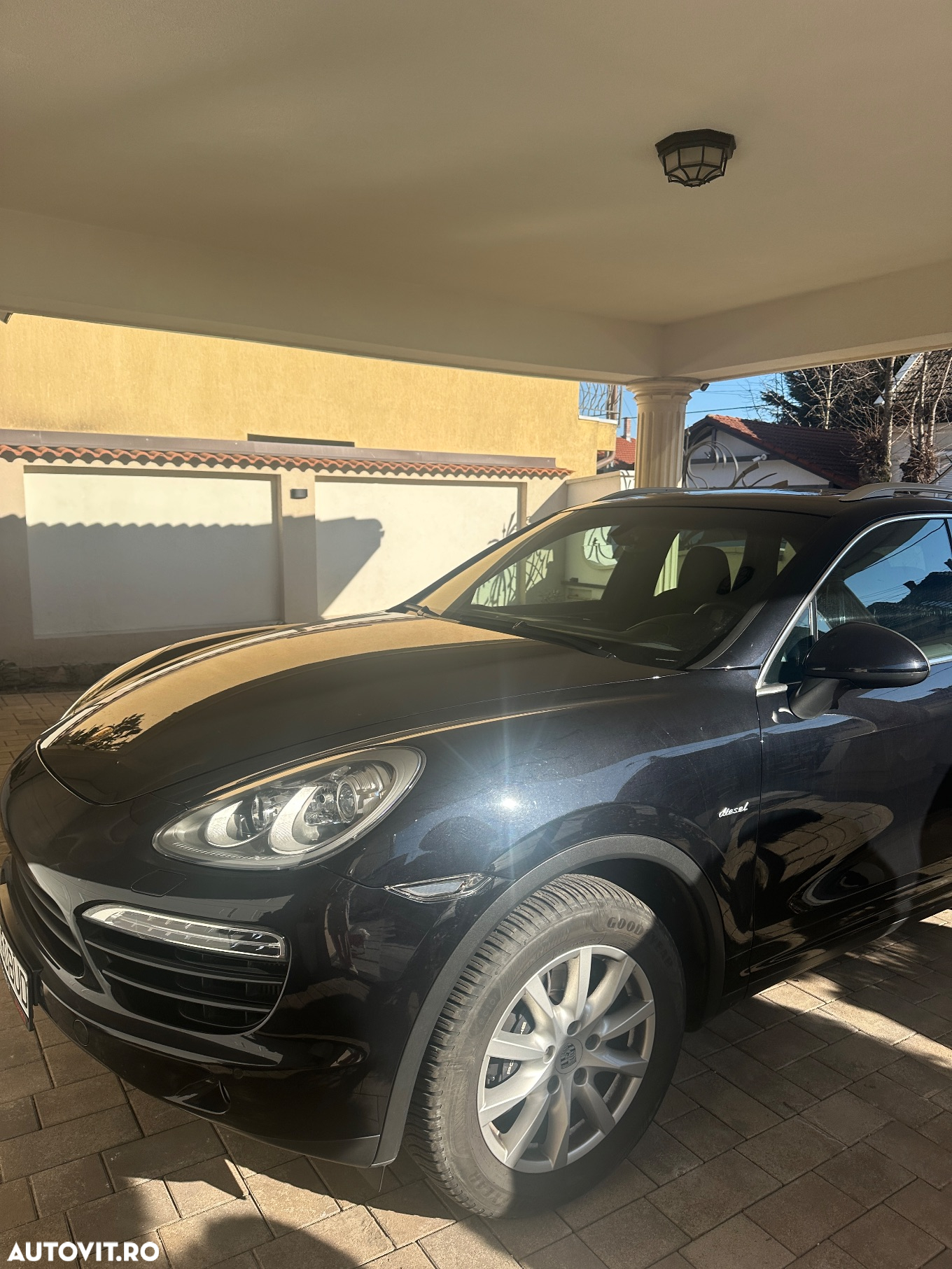 Porsche Cayenne - 2