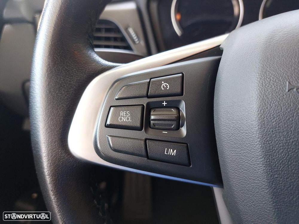 BMW 225xe Active Tourer Advantage - 17