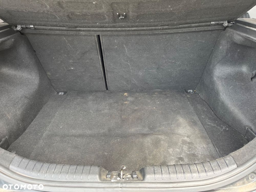Kia Ceed 1.4 Comfort + - 8
