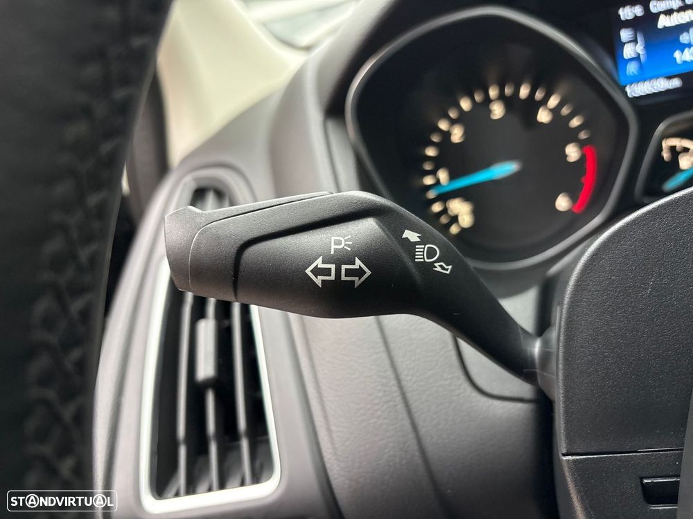 Ford Focus SW 1.5 TDCi EcoBlue Titanium - 18