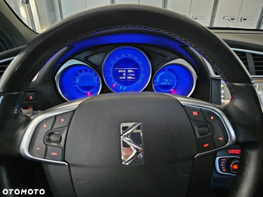 DS Automobiles DS 4 - 24