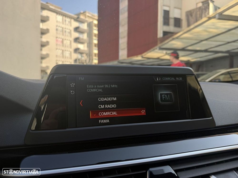 BMW 530 e iPerformance Line Luxury - 44