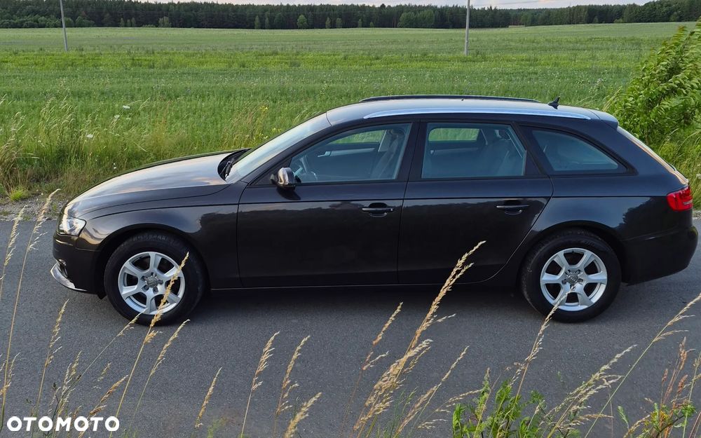 Audi A4 Avant - 16