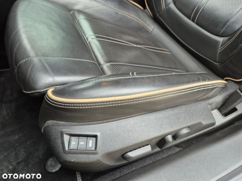 Opel Insignia 2.0 SIDI Turbo 4x4 Sports Tourer Innovation - 33