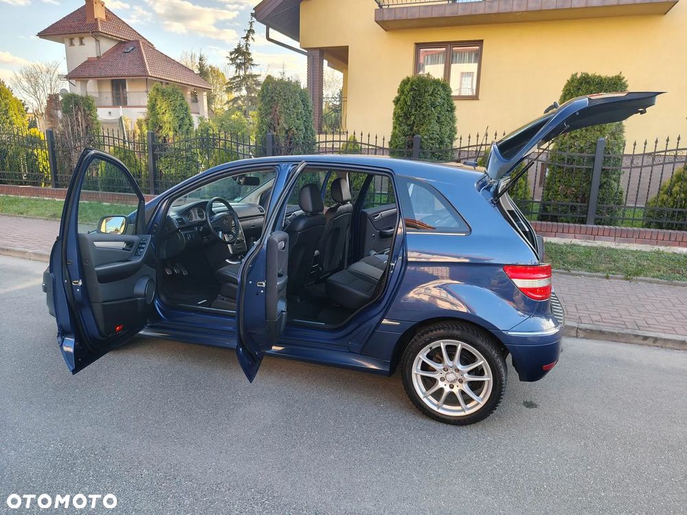 Mercedes-Benz Klasa B 180 CDI - 12