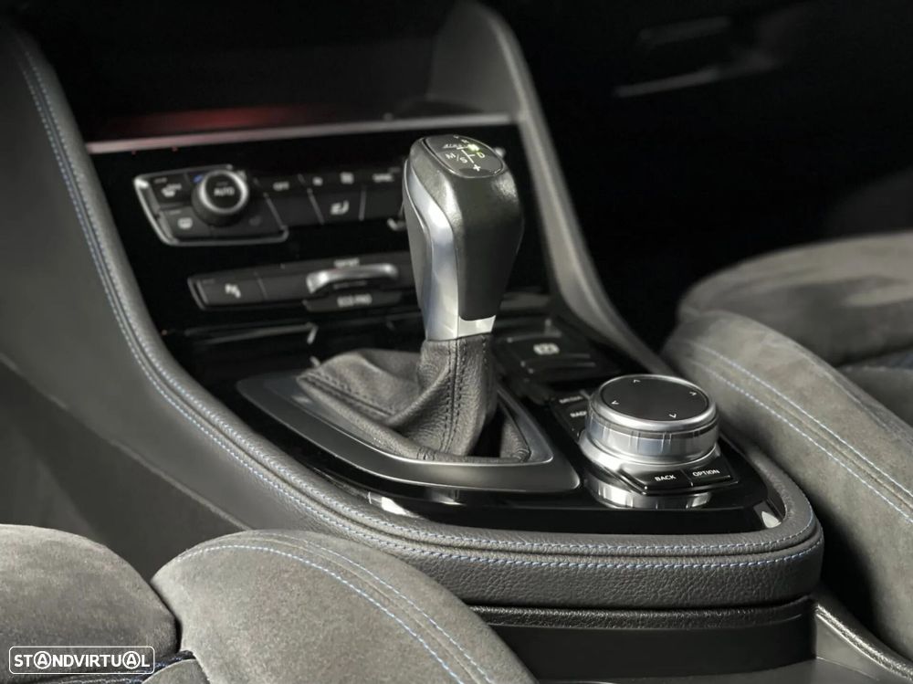 BMW 218 Active Tourer - 8