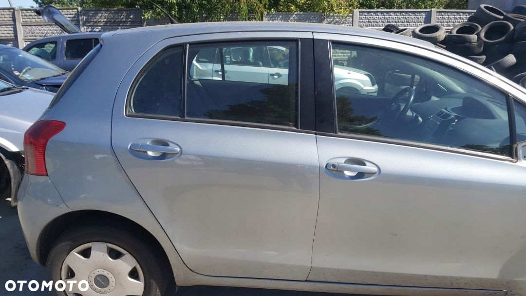 TOYOTA YARIS II 1,4 D4D ROZRUSZNIK - 7